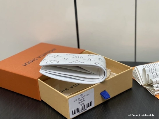 Official oldcobbler MULTIPLE WALLET-11.5*9*1.5cm VUITTON LOUIS 0707